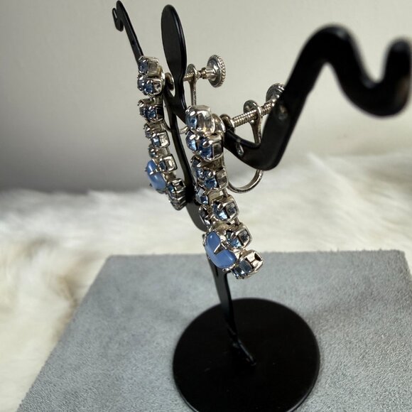 Vintage Blue Rhinestone Silver Tone Dangle & Drop Screw Back Earrings - Picture 4 of 9